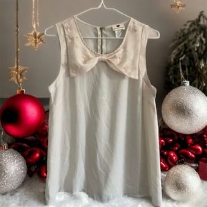 ONE CLOTHING Women's Medium Pale Pink Chiffon Sleeveless Floral Bow Blouse EUC!